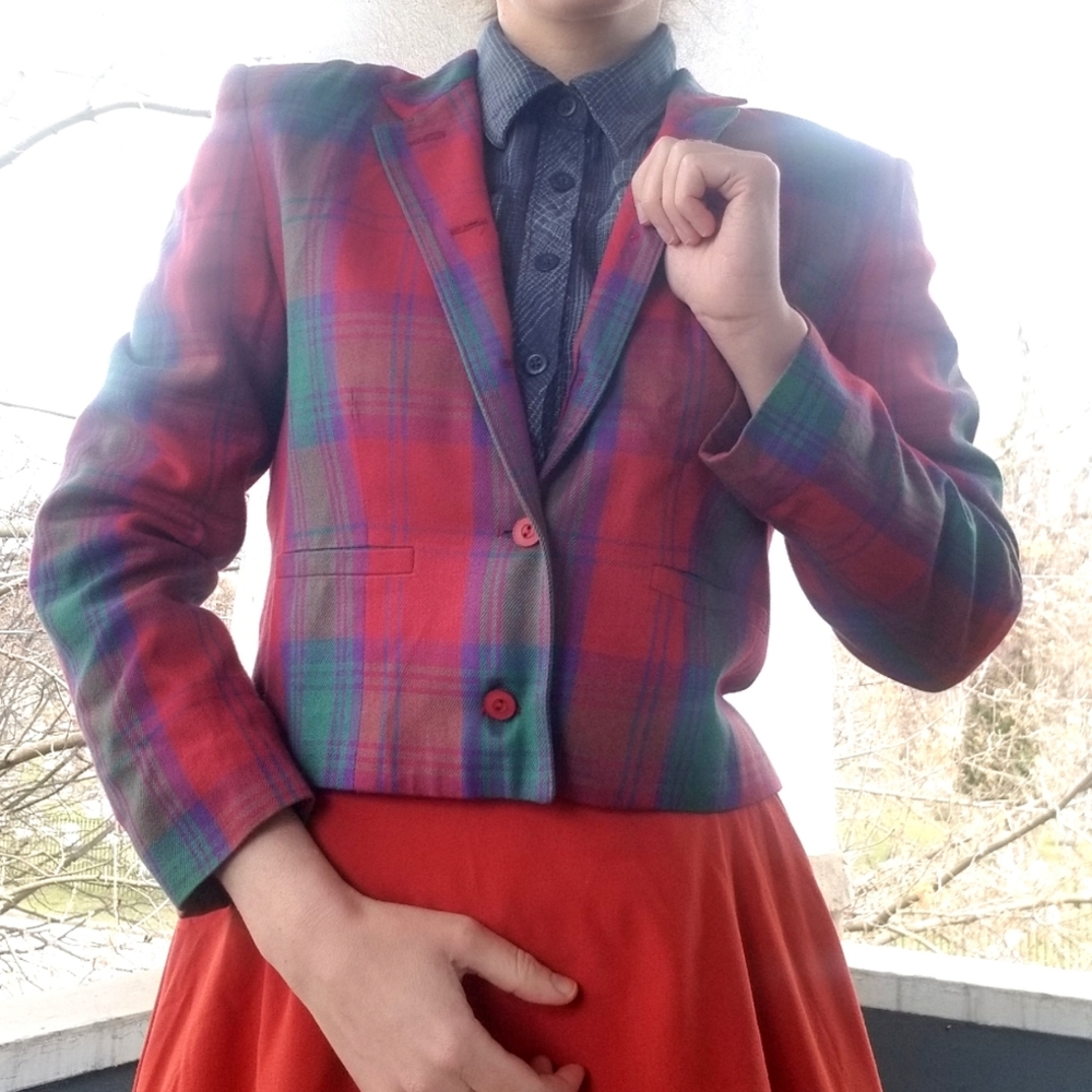Vintage Petite Plaid Short Blazer - P4